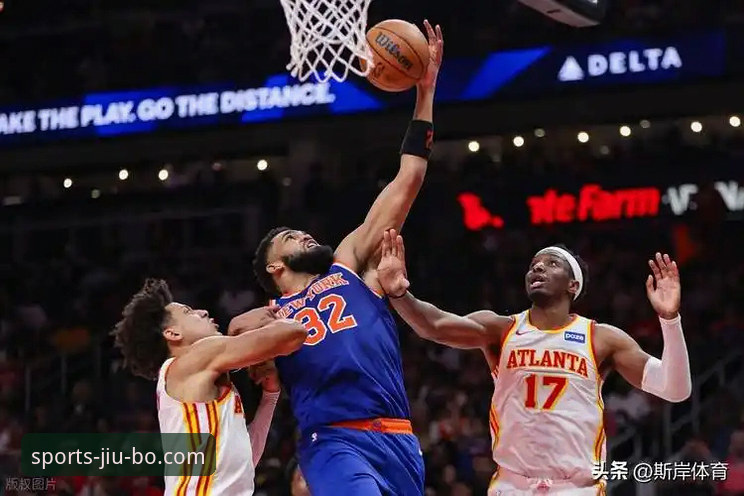 九博体育赛事直播 尼克斯140-89狂胜老鹰晋级,NBA季后赛半场47分差创历史纪录最新动态